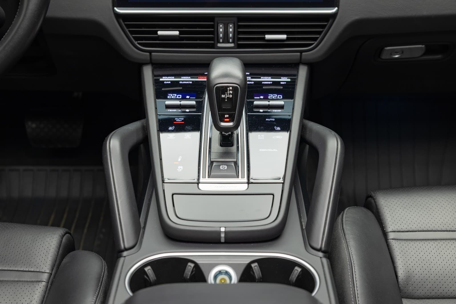 Porsche Cayenne - bilde 31