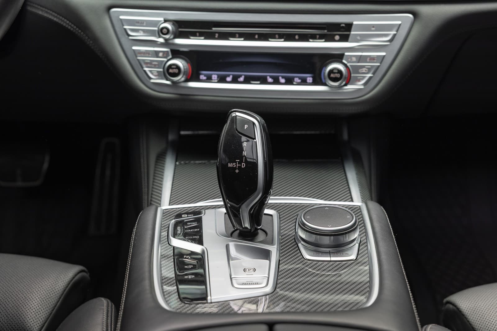 BMW 7-serie - bilde 28