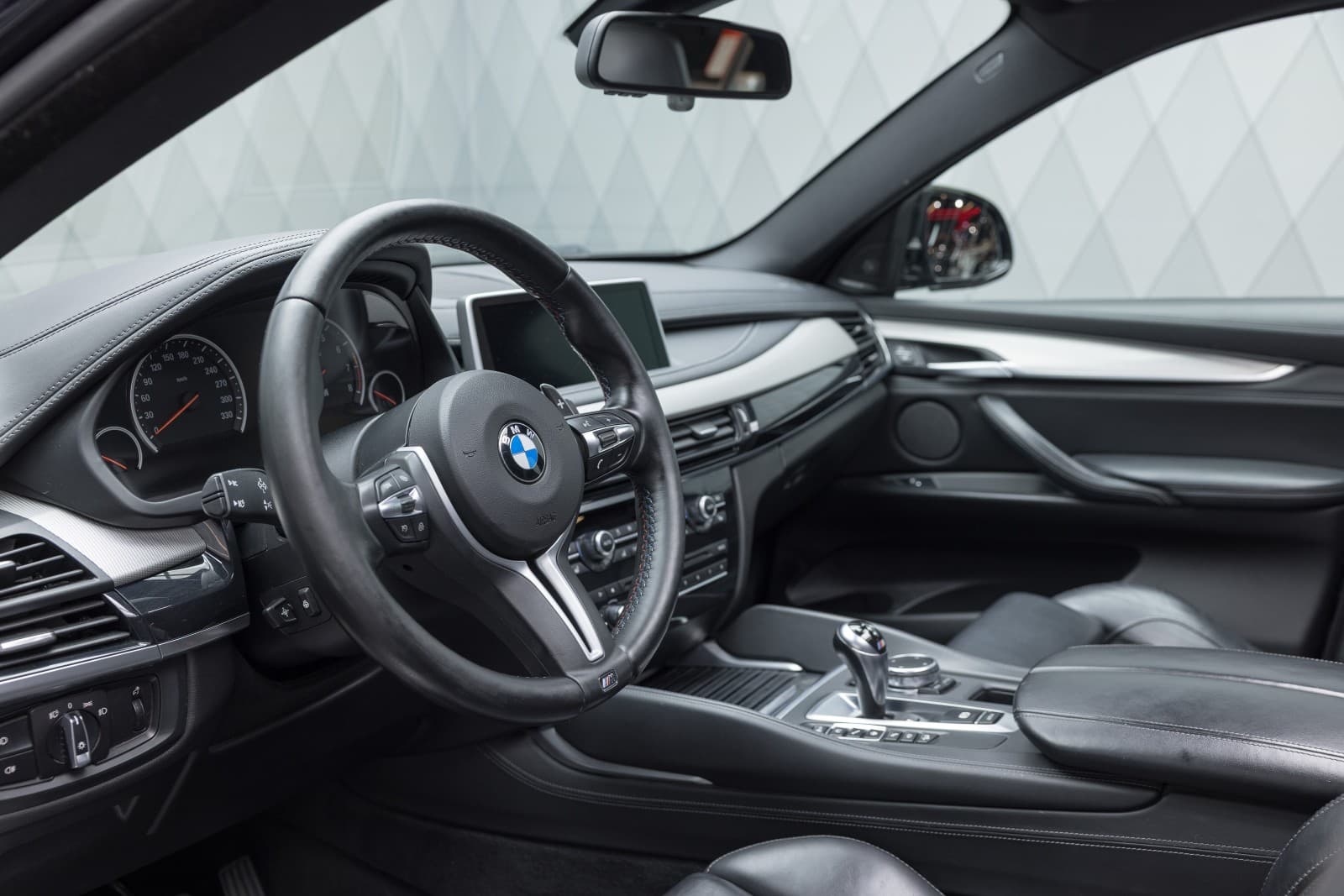 BMW X6 M - bilde 21