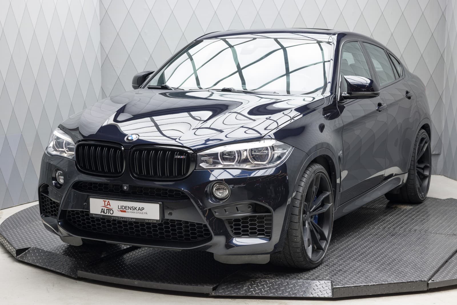 BMW X6 M - bilde 2