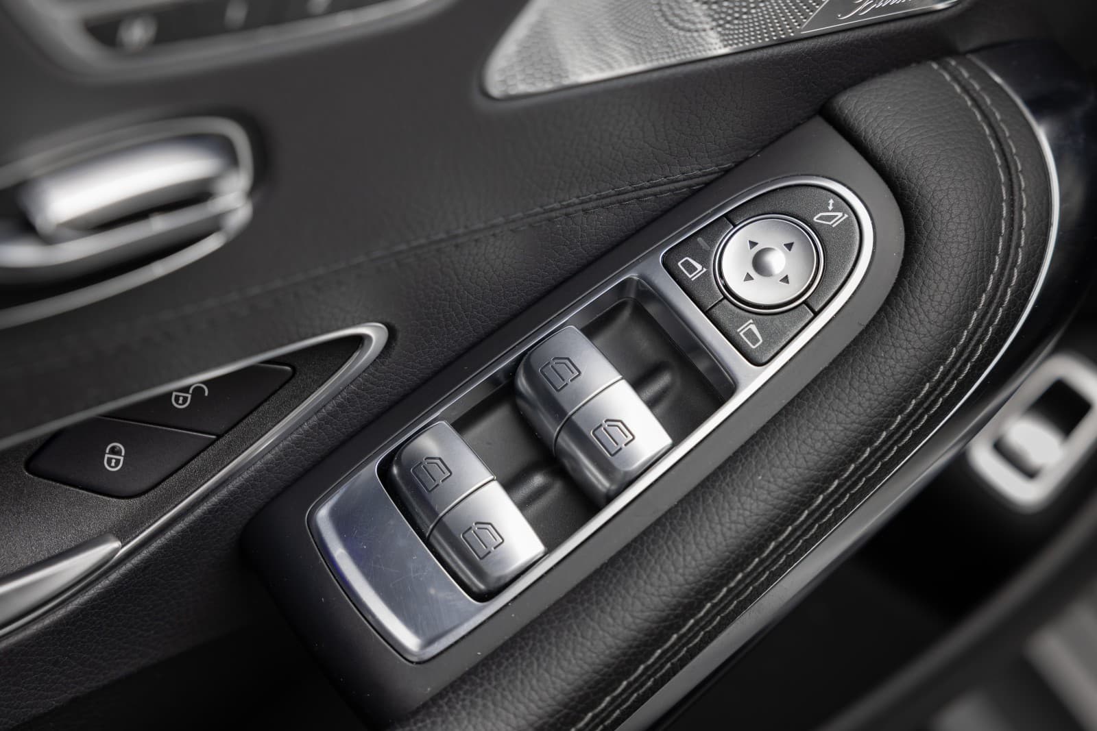 Mercedes-Benz S-Klasse - bilde 16