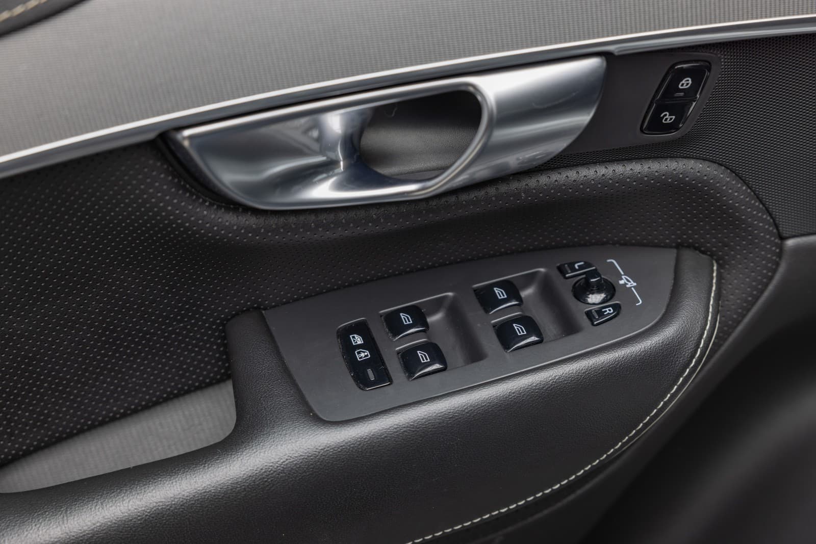 Volvo XC 90 - bilde 15