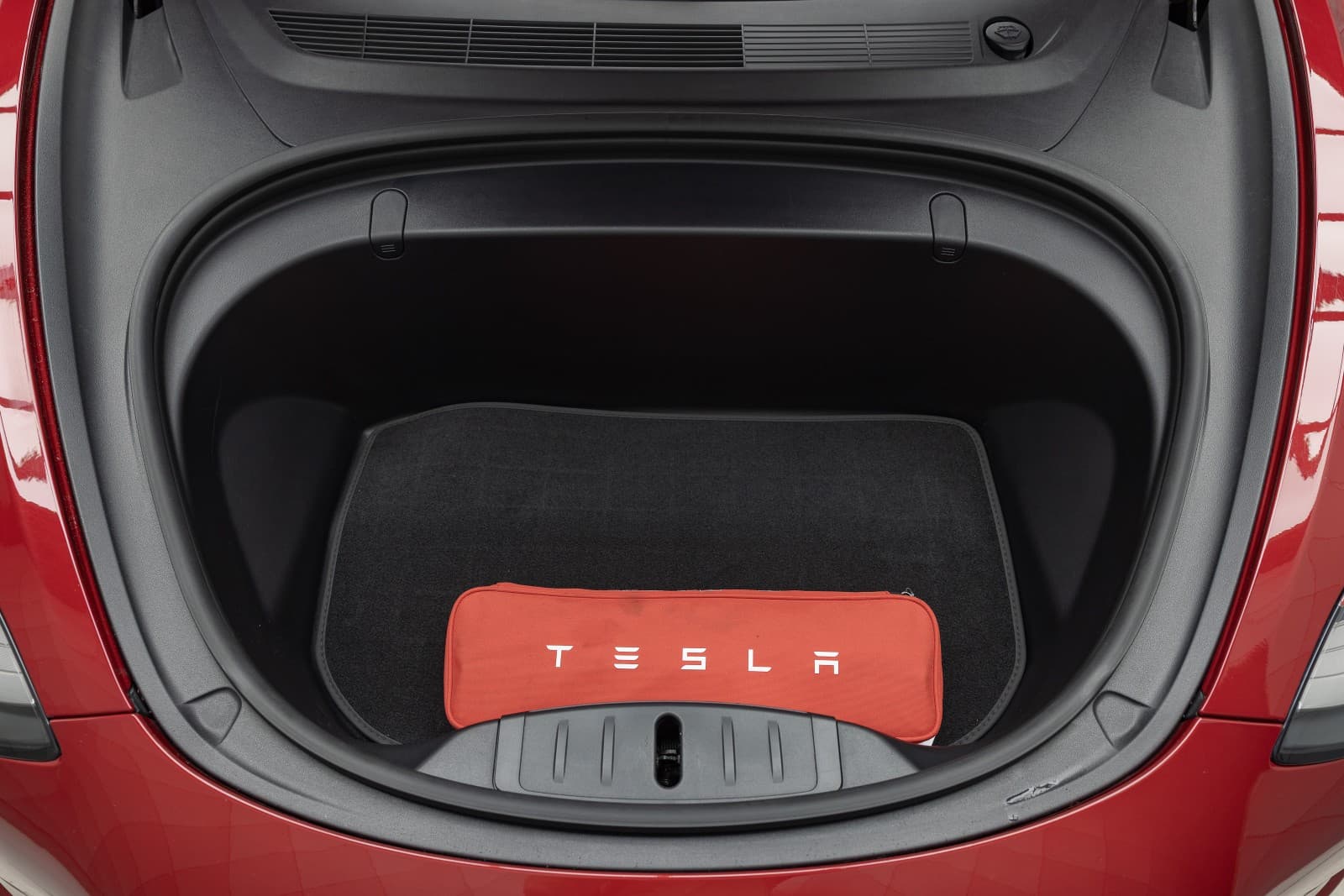Tesla Model 3 - bilde 23
