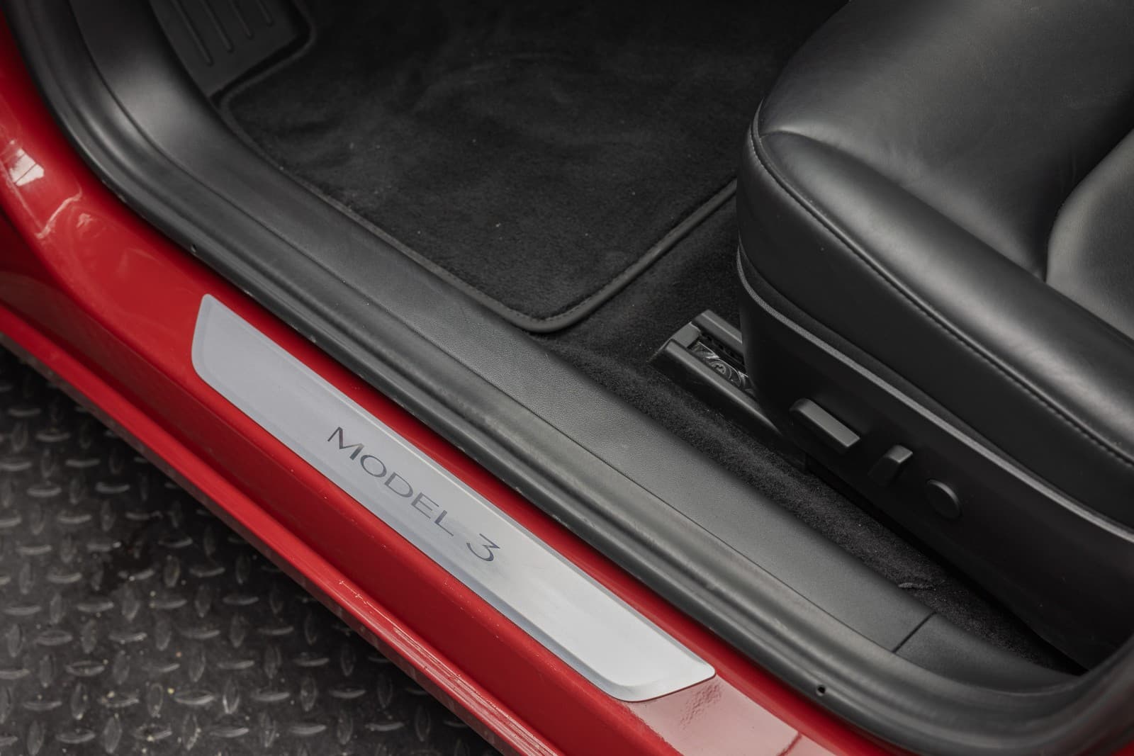 Tesla Model 3 - bilde 12