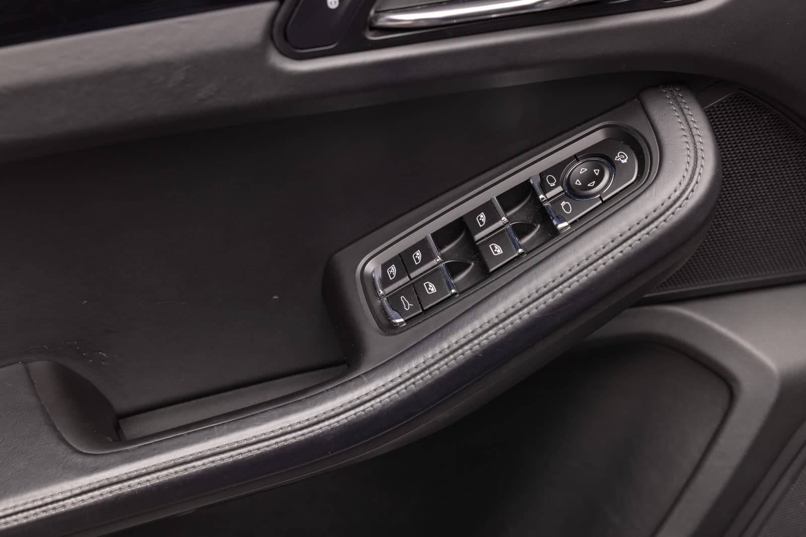 Porsche Macan - bilde 14