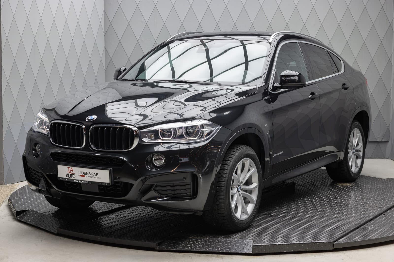 BMW X6 - bilde 2