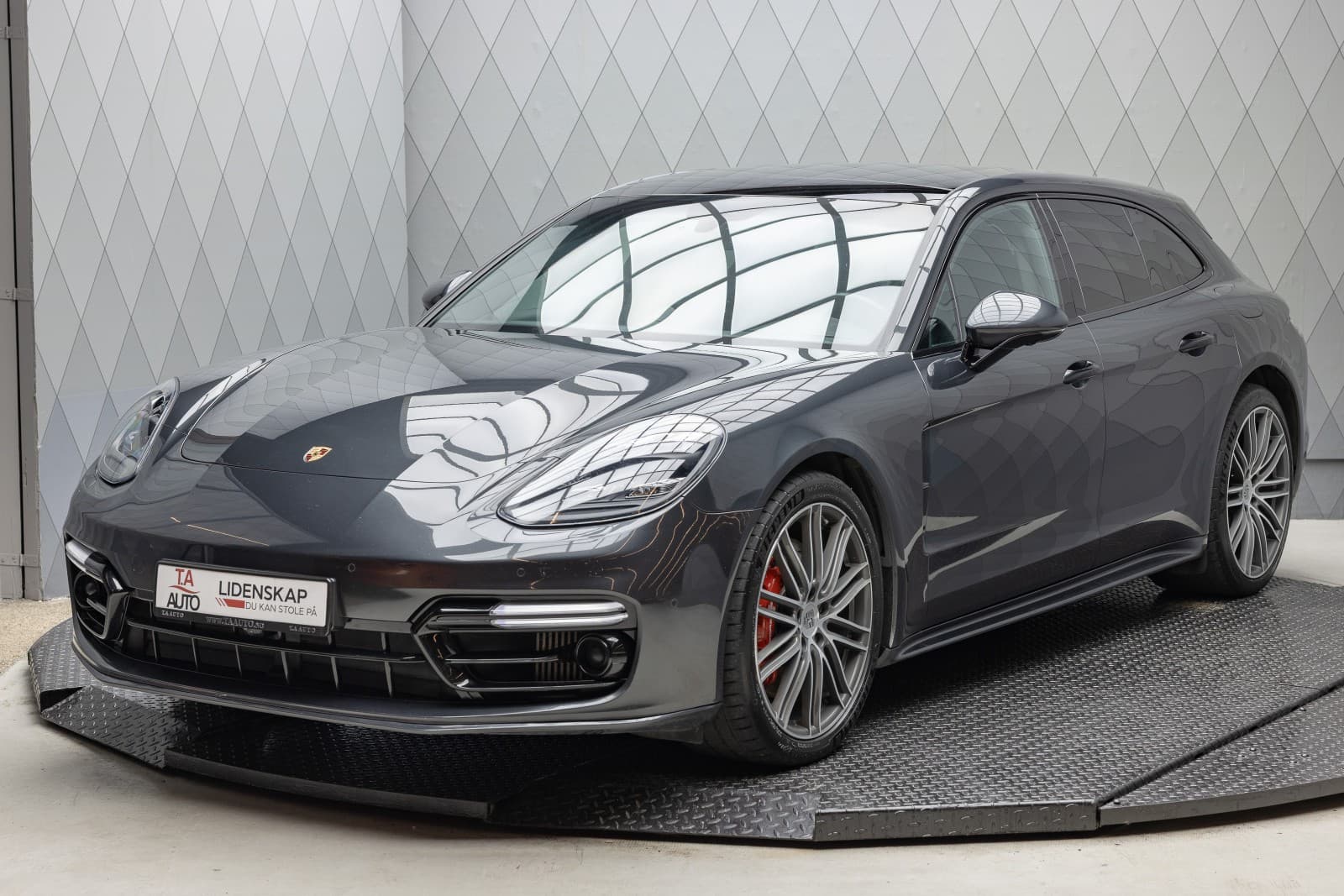 Porsche Panamera - bilde 2