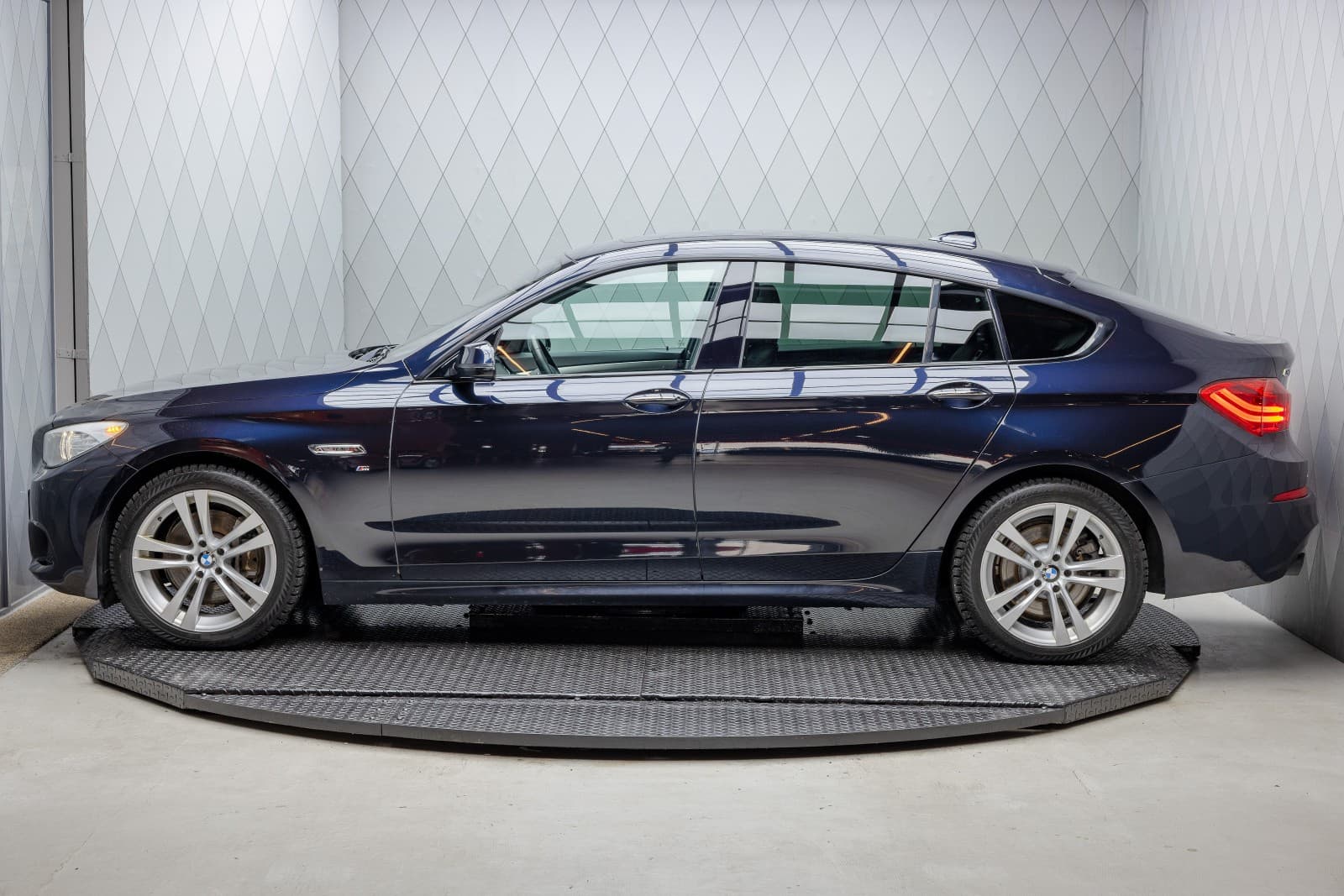 BMW 5-serie - bilde 7