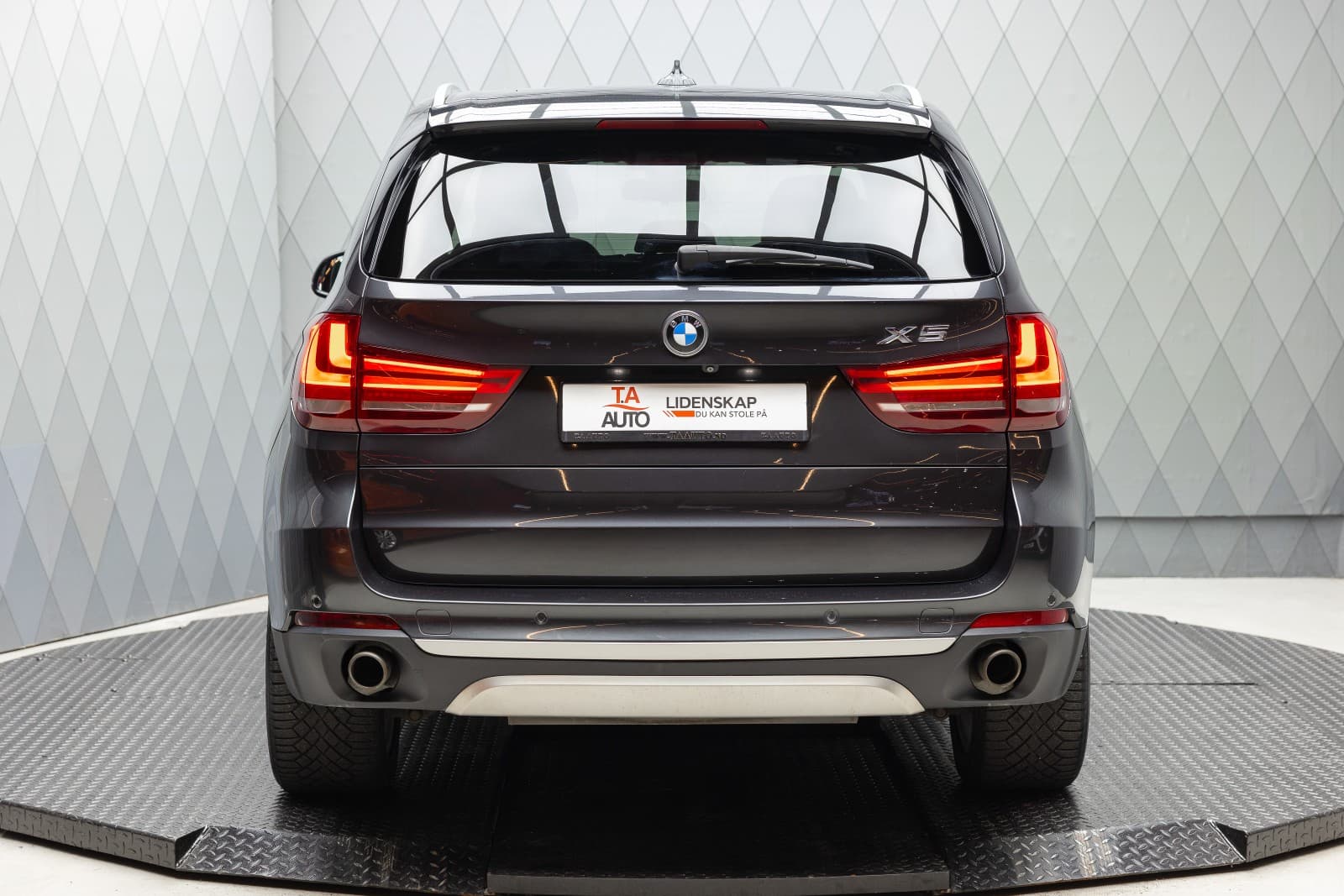BMW X5 - bilde 4