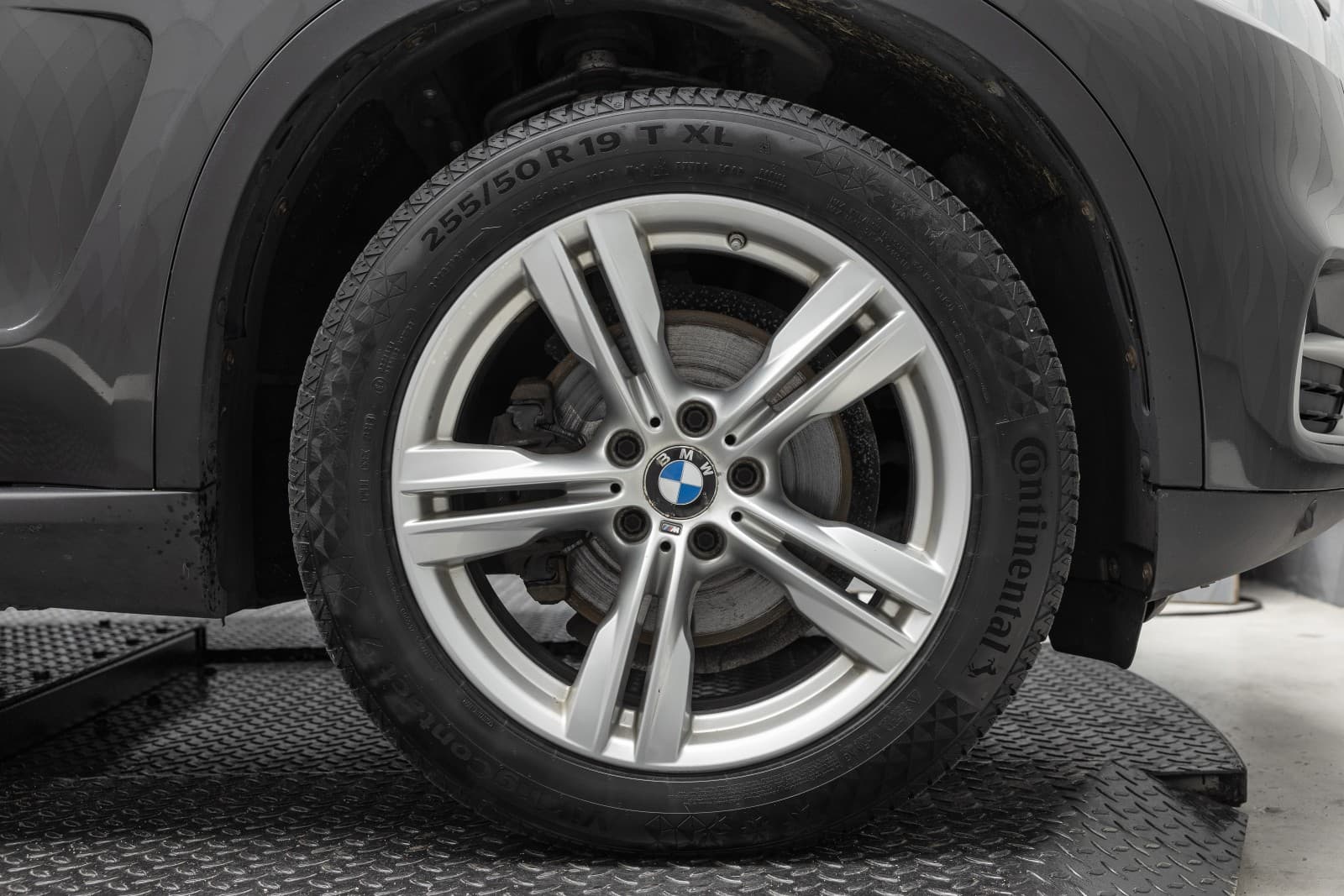 BMW X5 - bilde 9