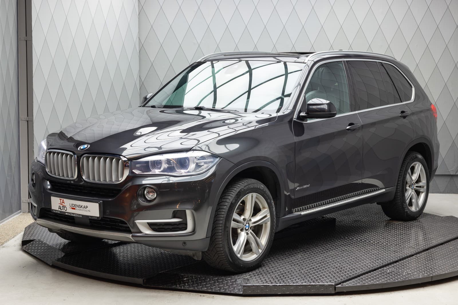 BMW X5 - bilde 2