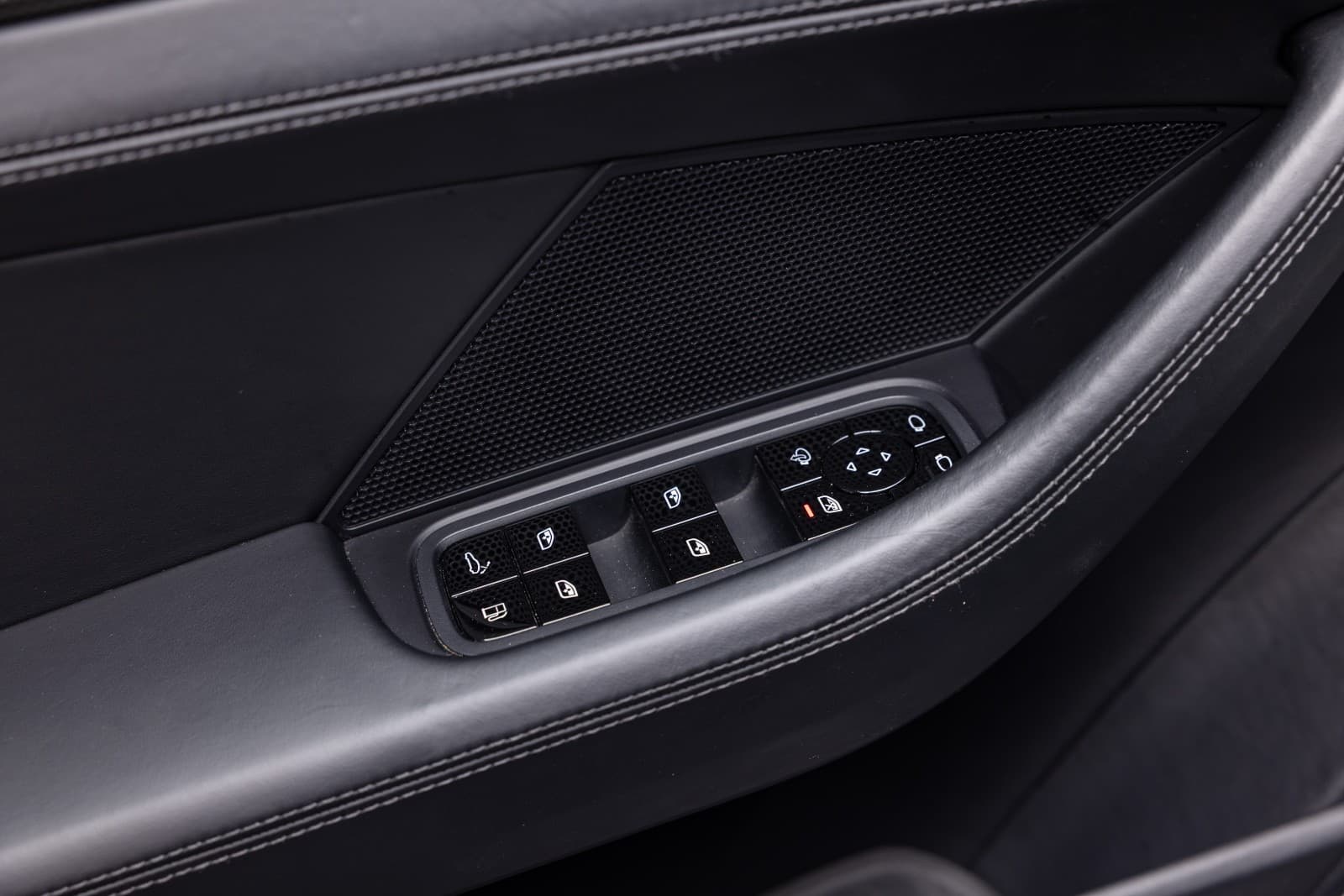 Porsche Panamera - bilde 17