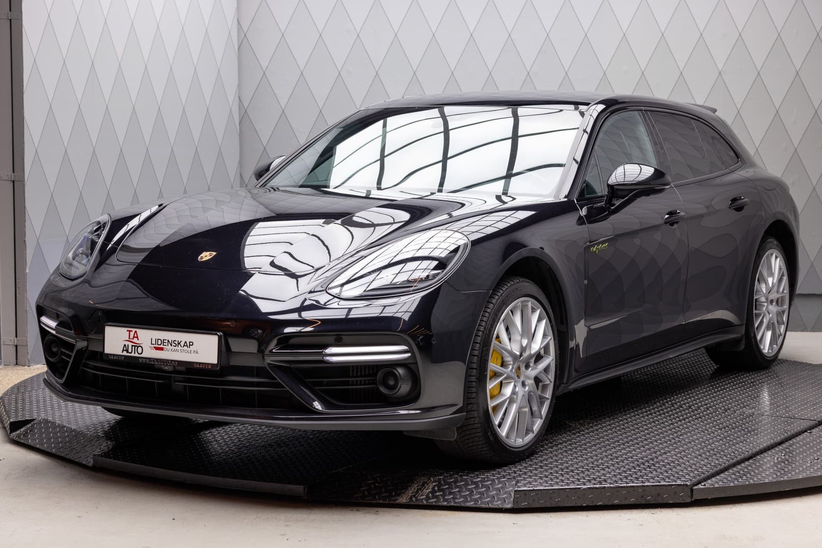 Porsche Panamera - bilde 2