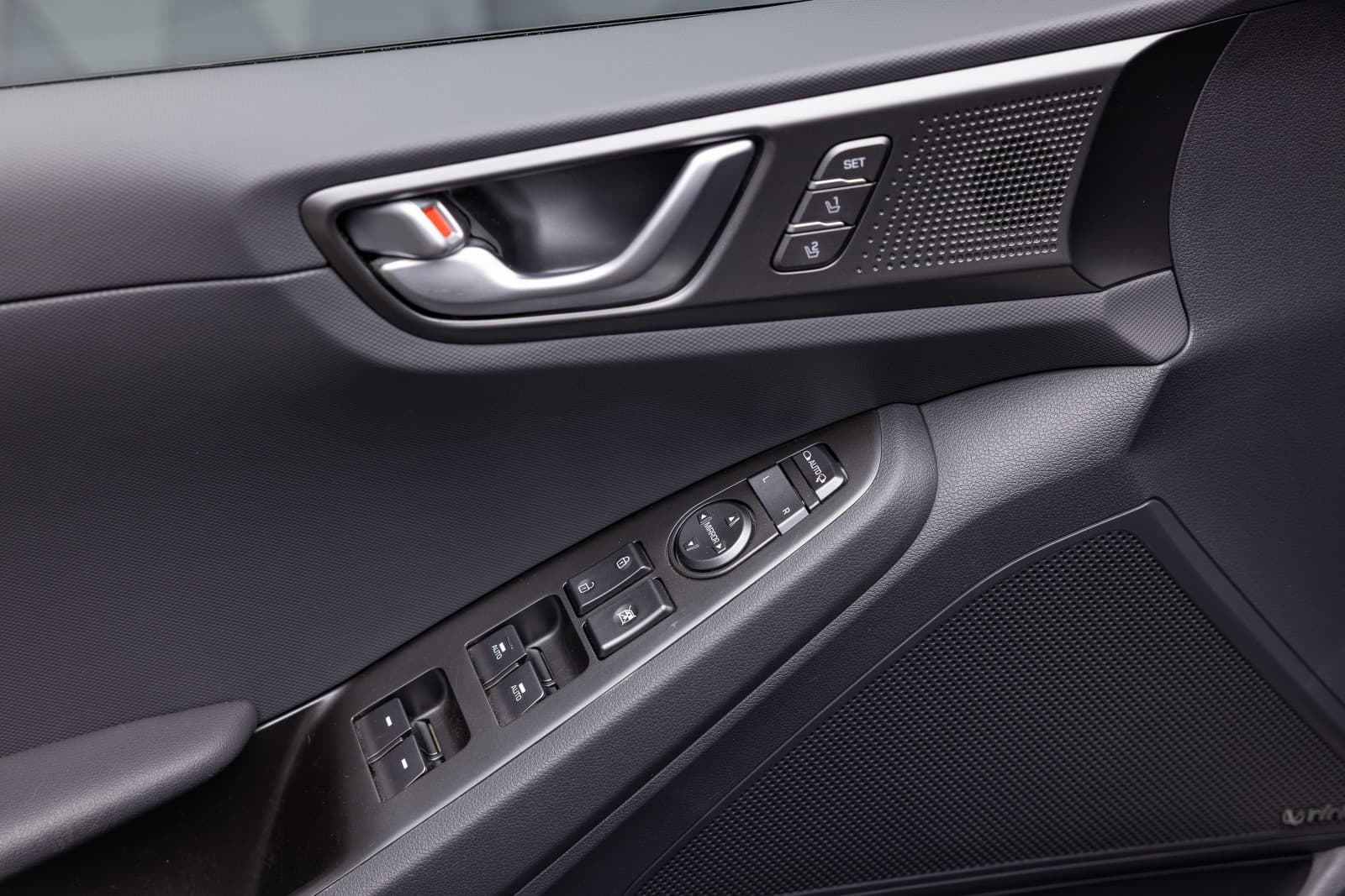 Hyundai Ioniq - bilde 14