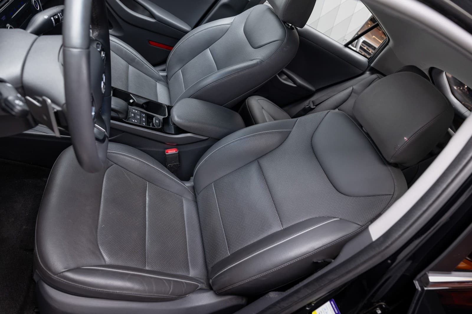 Hyundai Ioniq - bilde 16