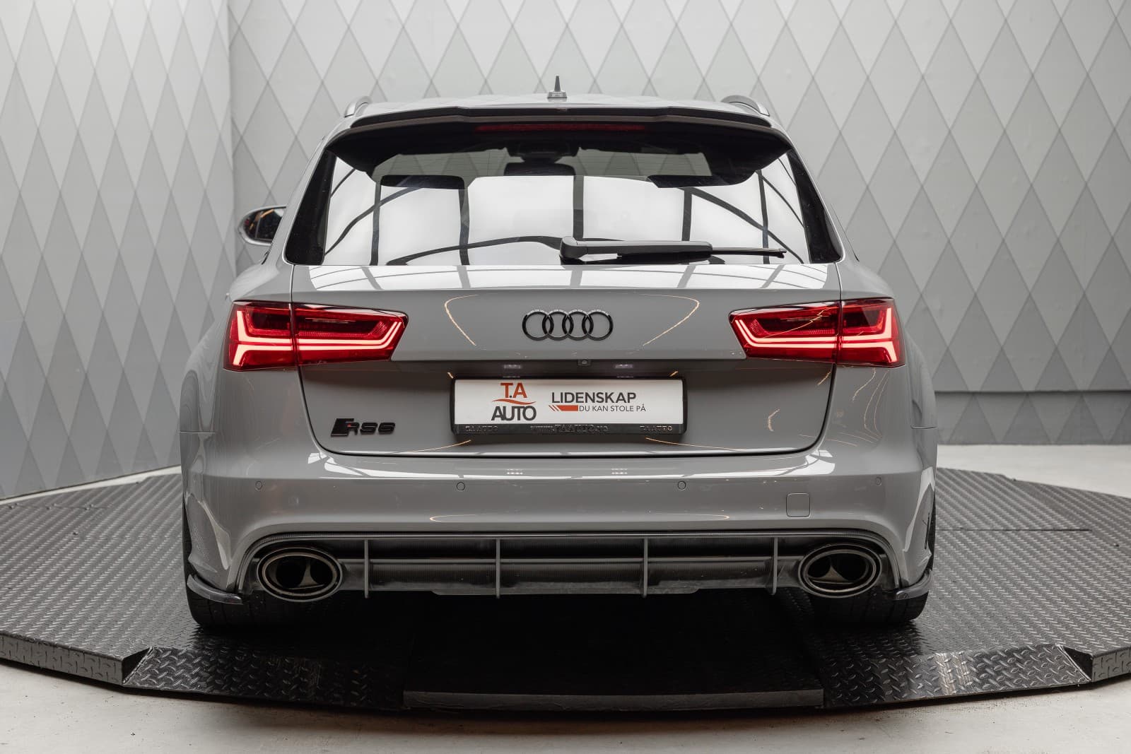 Audi RS6 - bilde 5
