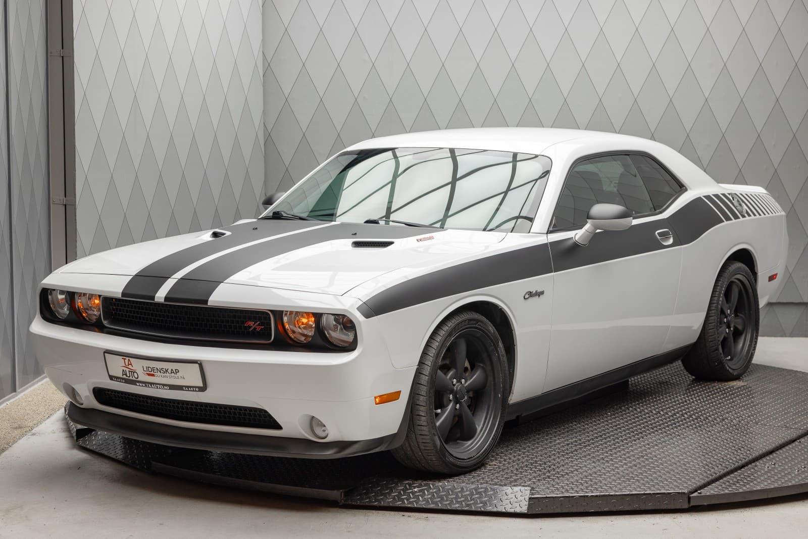 Dodge Challenger - bilde 2