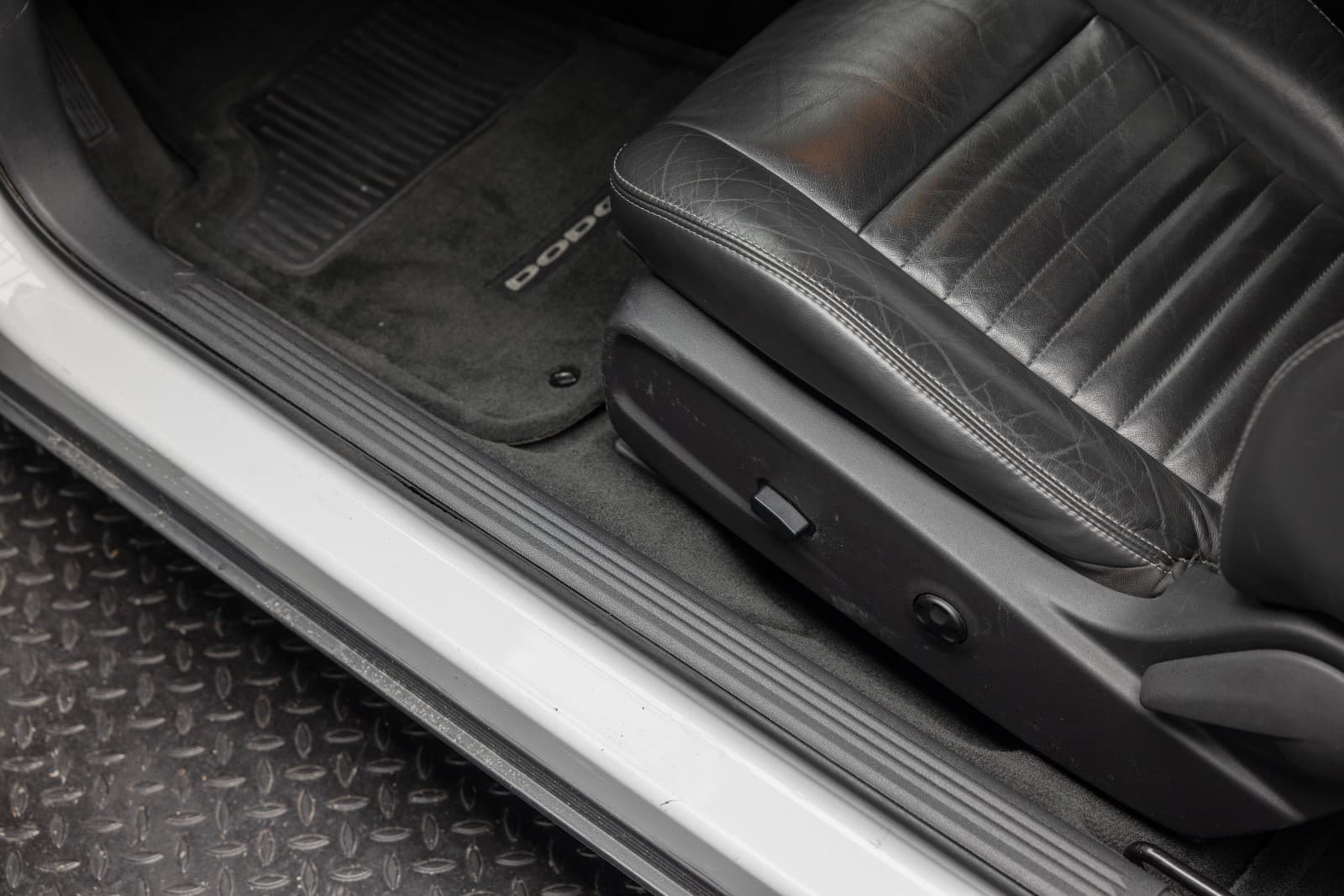 Dodge Challenger - bilde 24