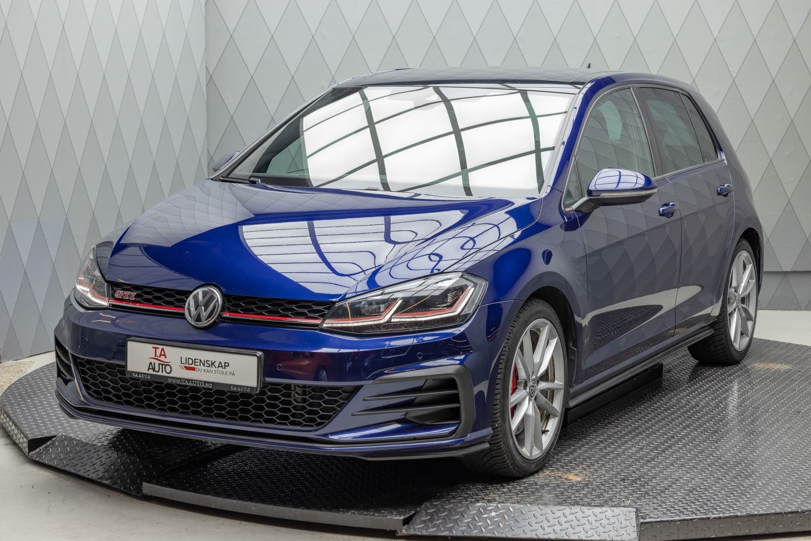 Volkswagen Golf - bilde 2