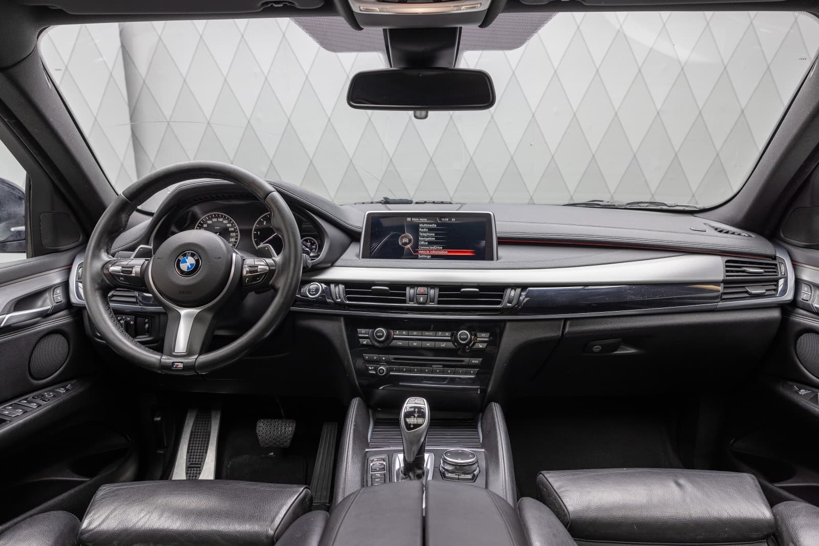 BMW X6 - bilde 16