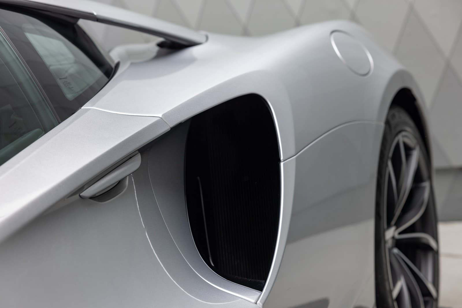 McLaren Artura - bilde 26