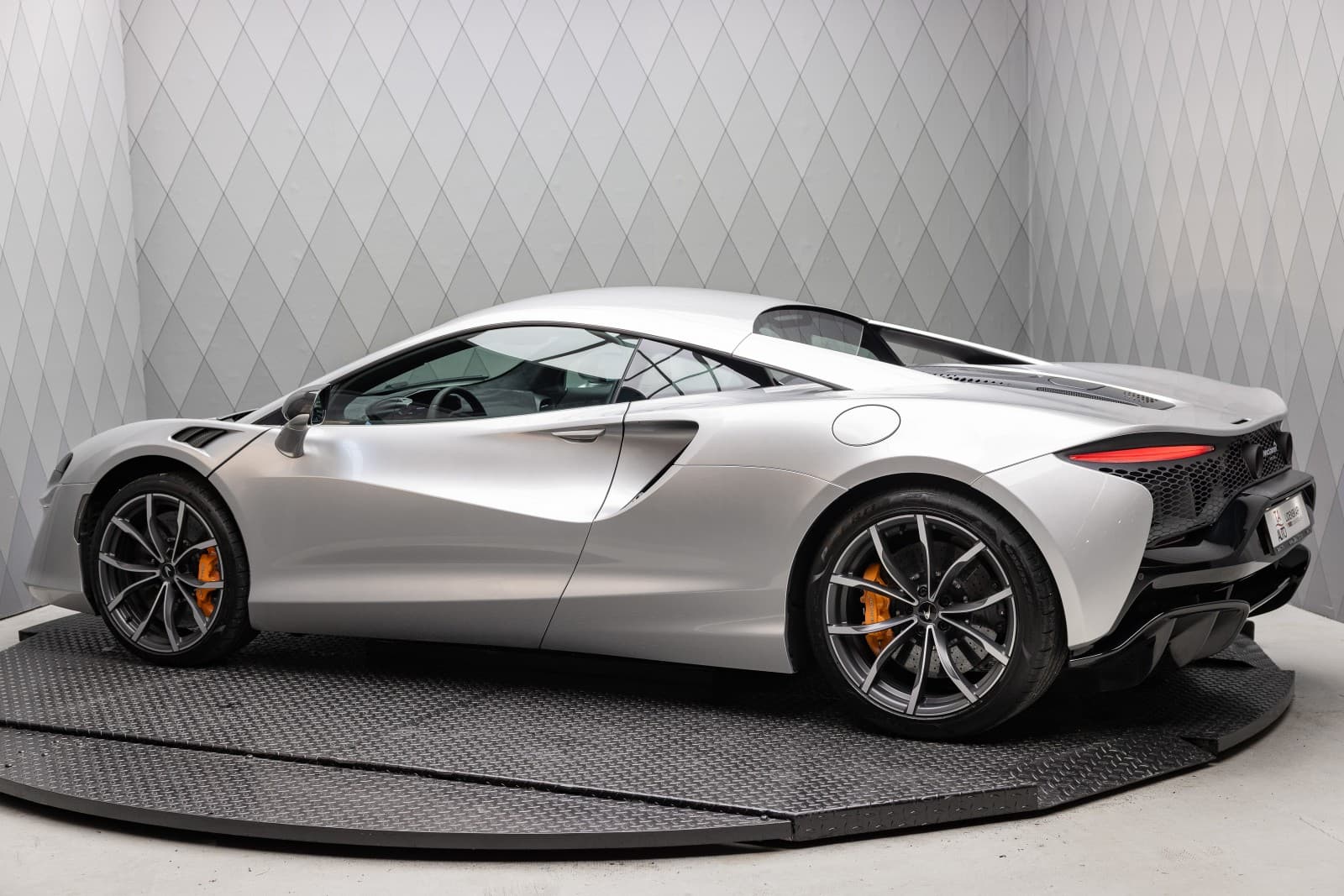 McLaren Artura - bilde 8