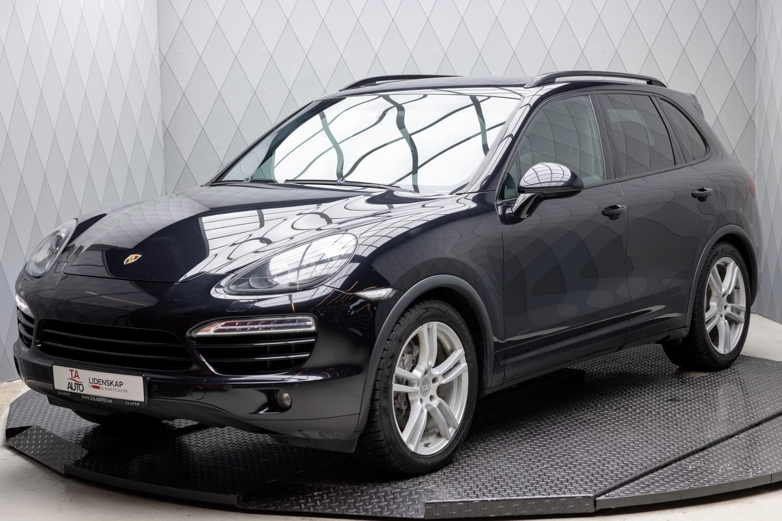 Porsche Cayenne - bilde 2