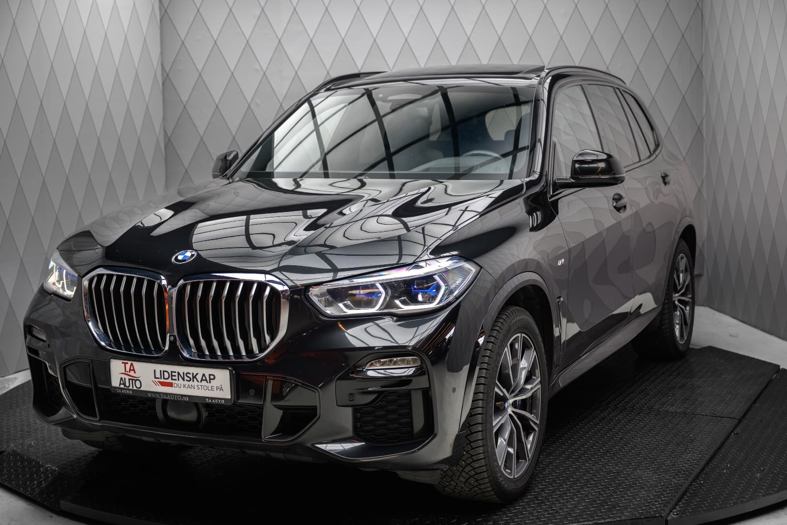 BMW X5 - bilde 2