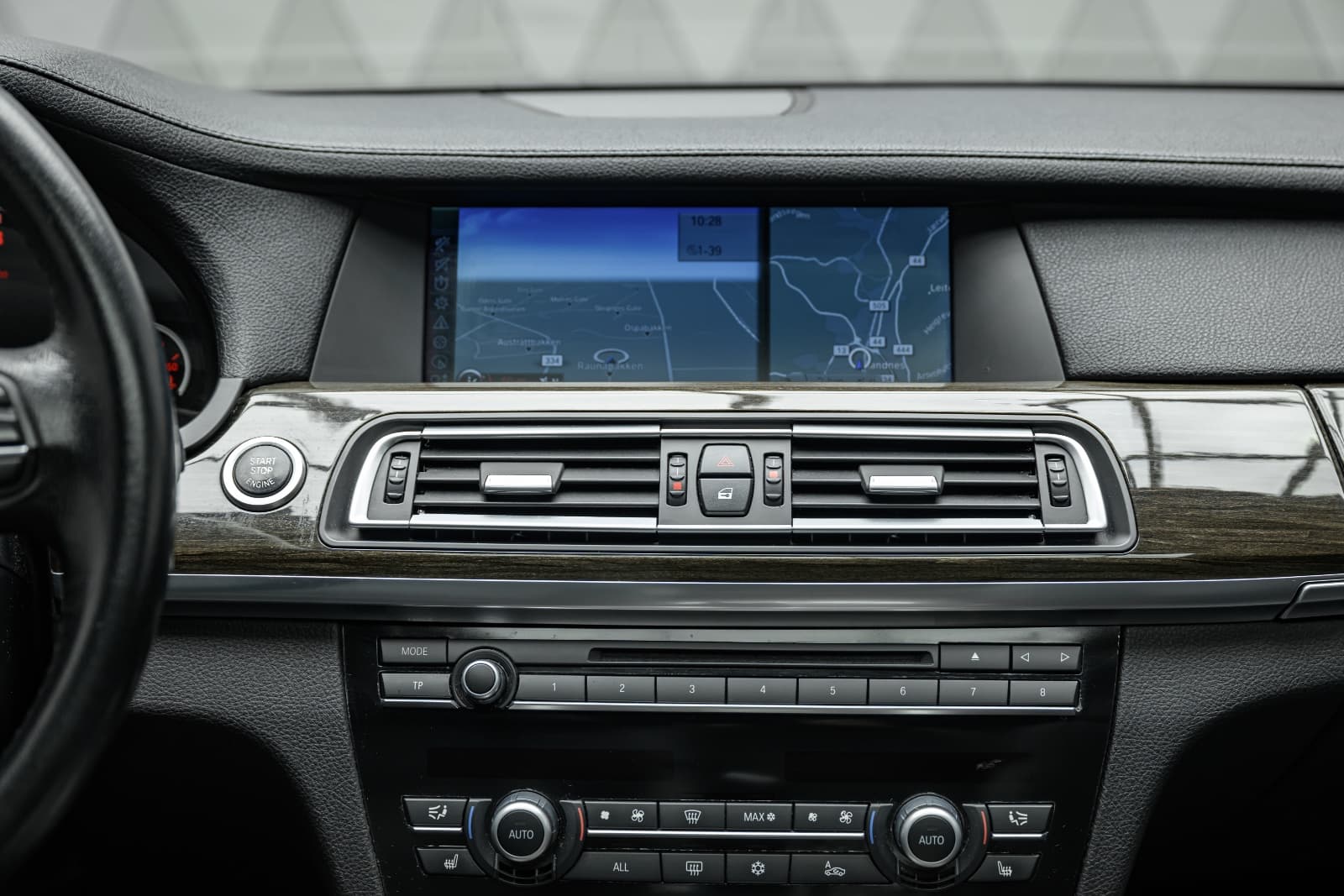 BMW 7-serie - bilde 17