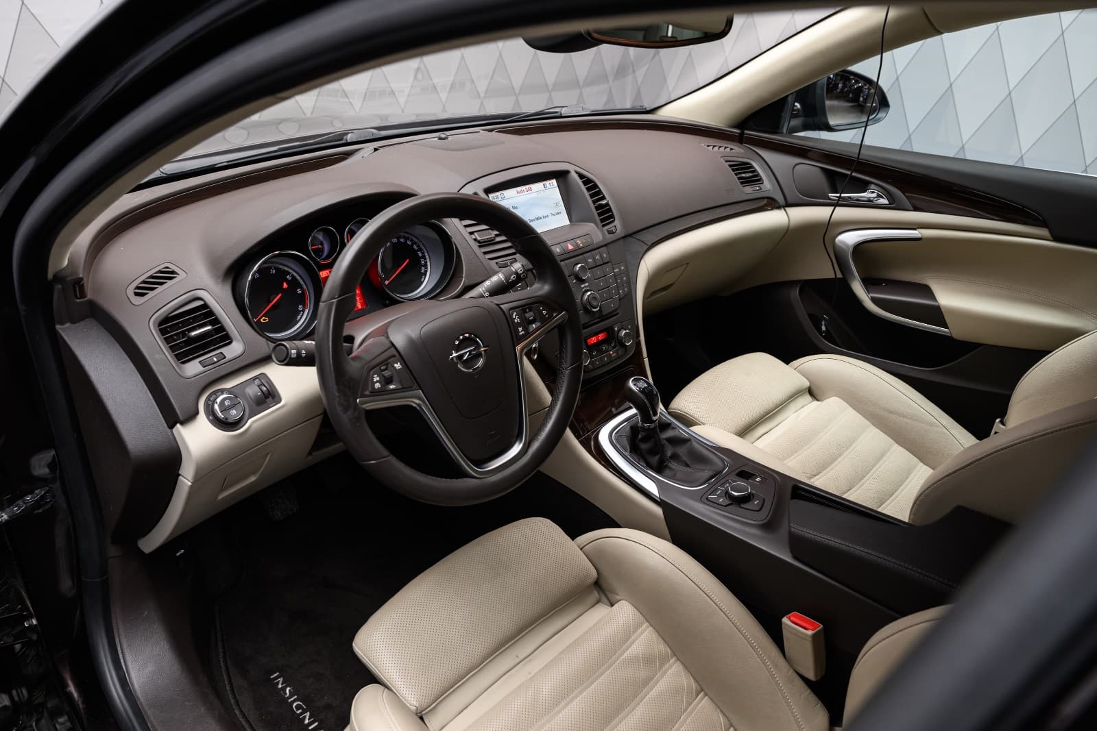 Opel Insignia - bilde 14