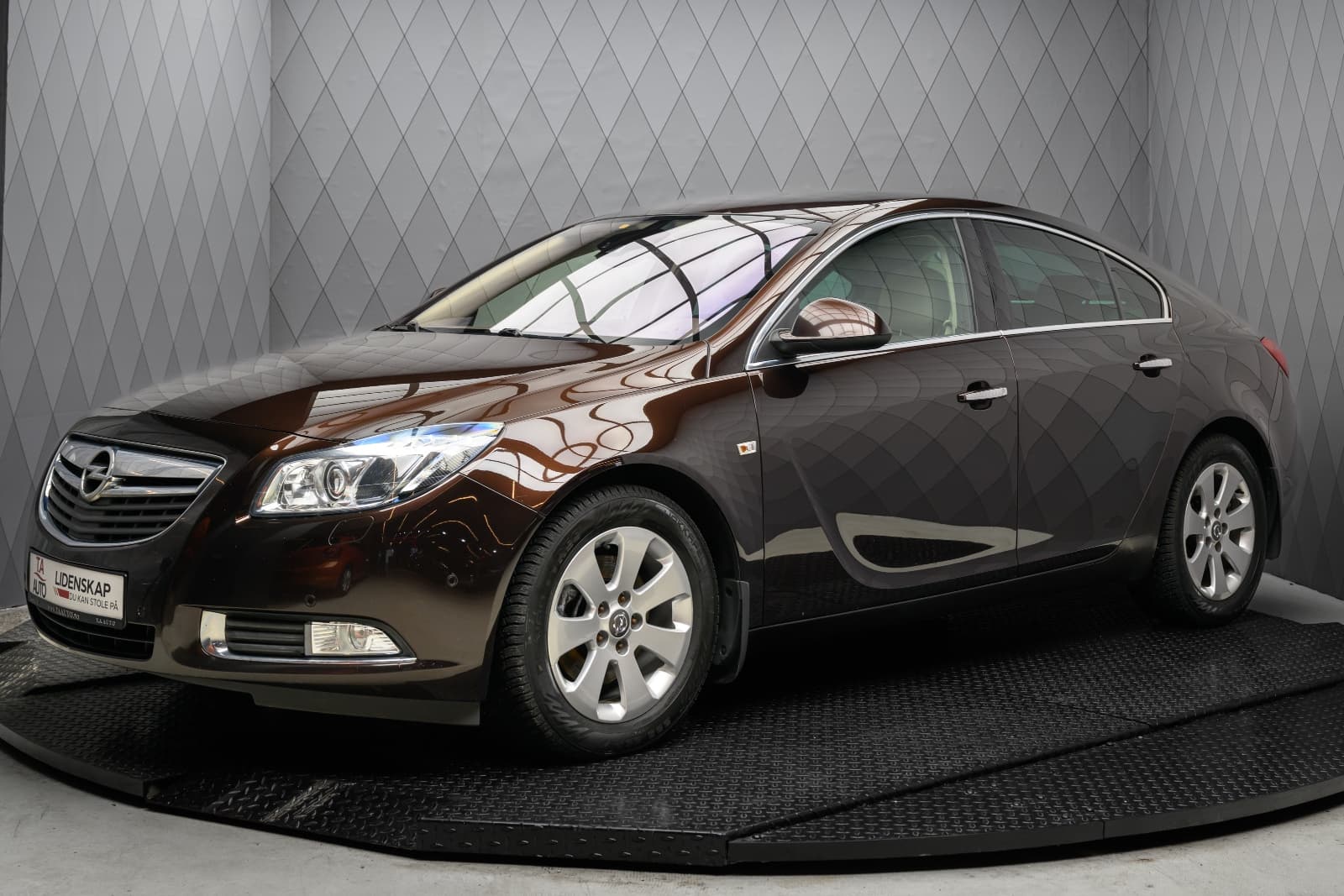 Opel Insignia - bilde 3