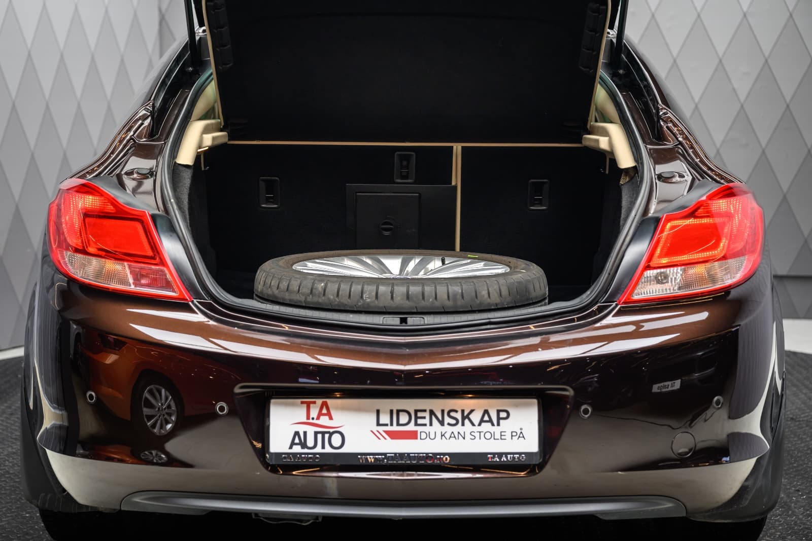 Opel Insignia - bilde 10