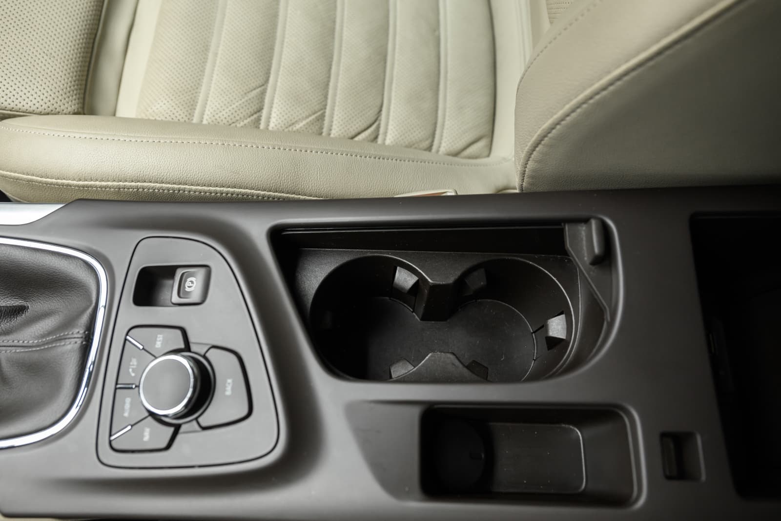 Opel Insignia - bilde 20