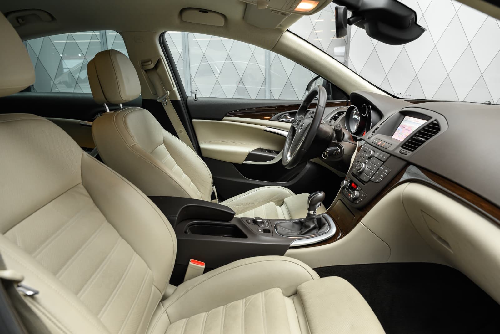 Opel Insignia - bilde 25