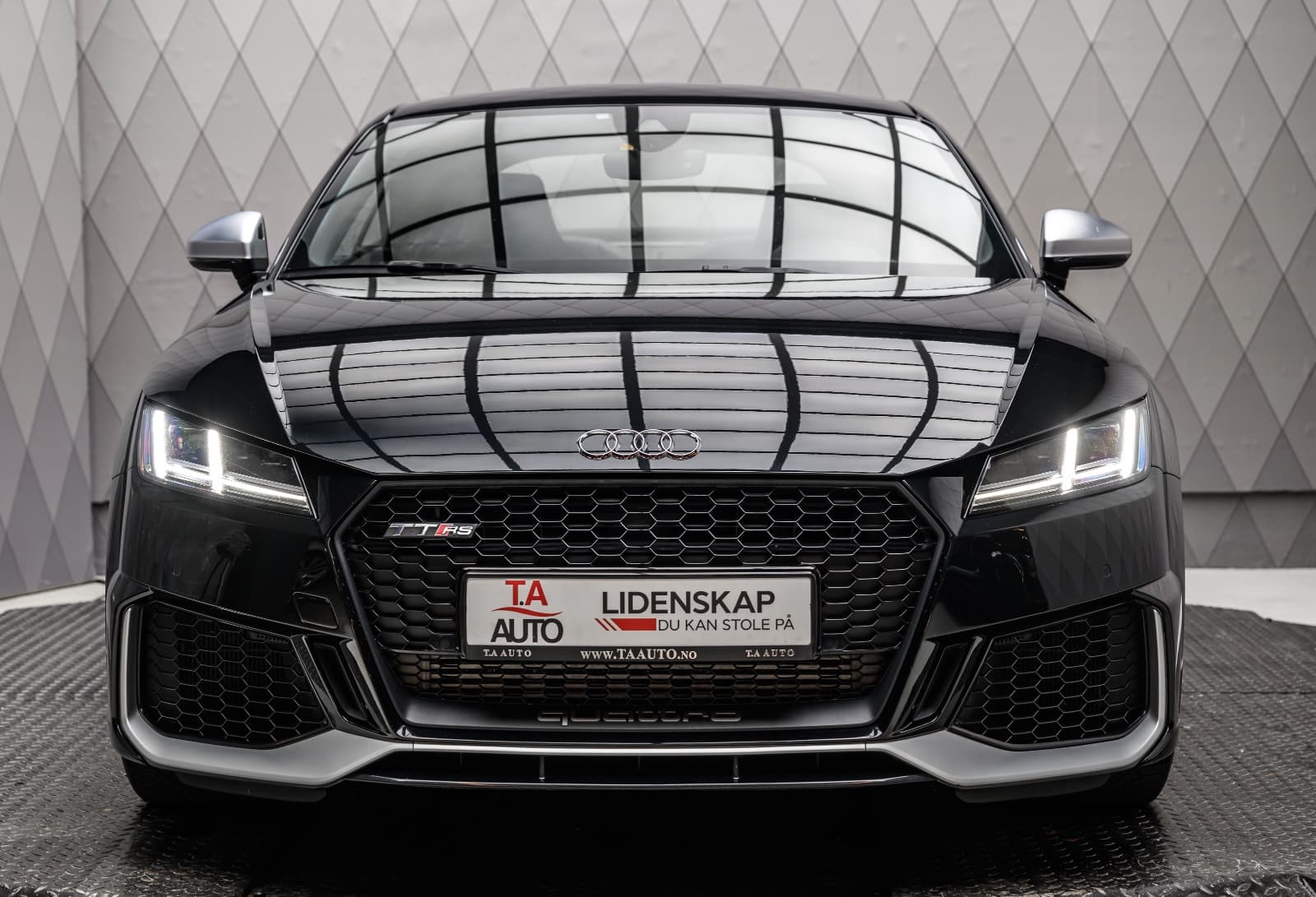 Audi TT RS - bilde 3
