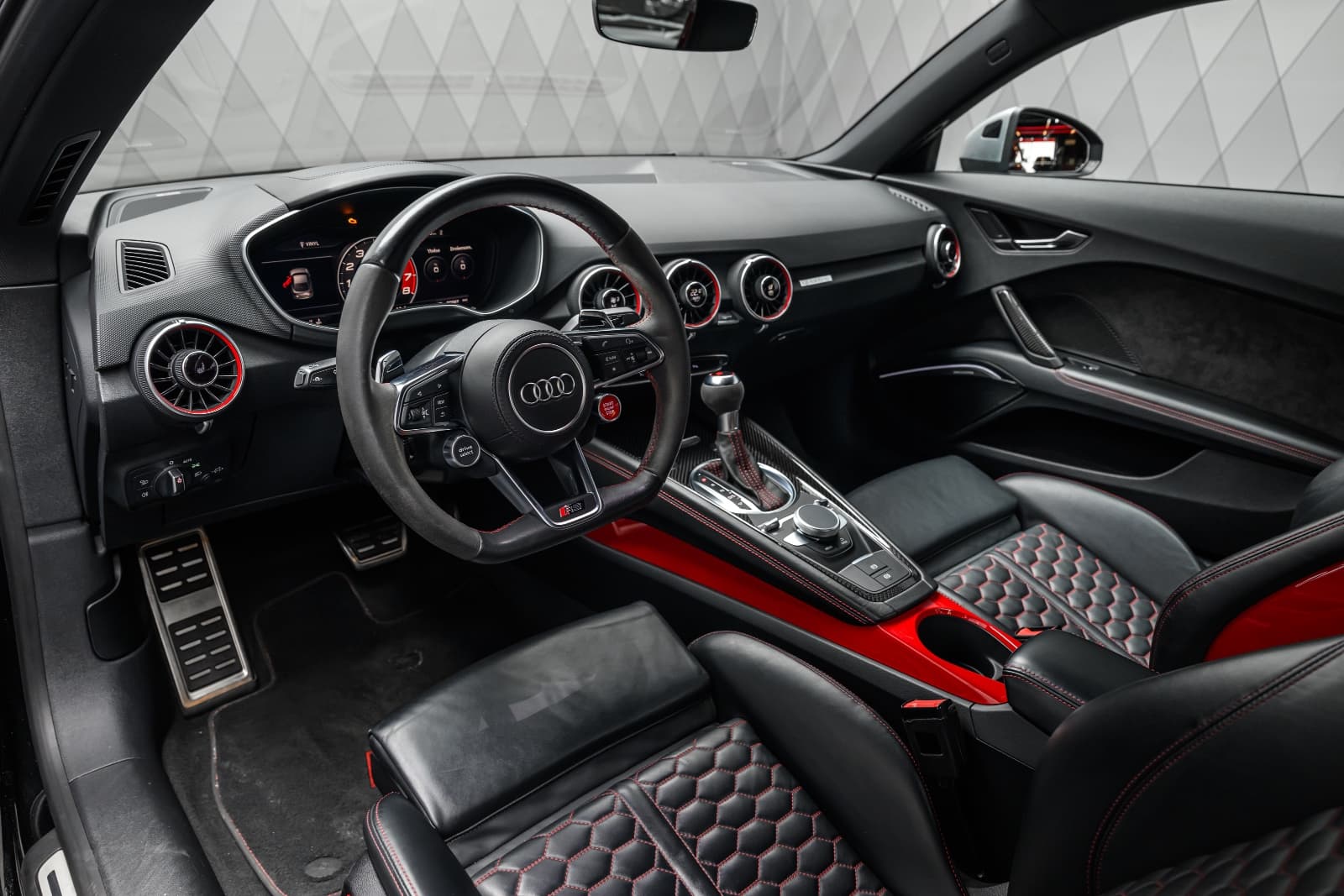 Audi TT RS - bilde 18