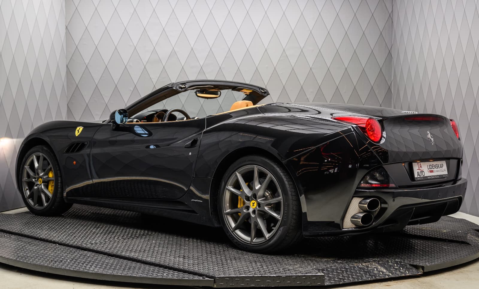 Ferrari California - bilde 1