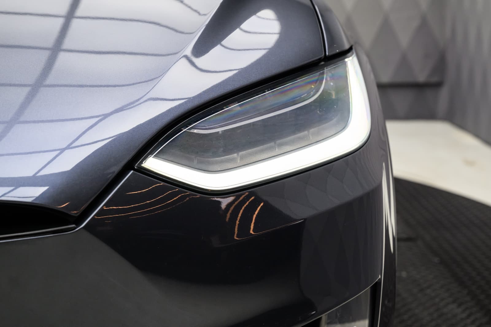 Tesla Model X - bilde 9