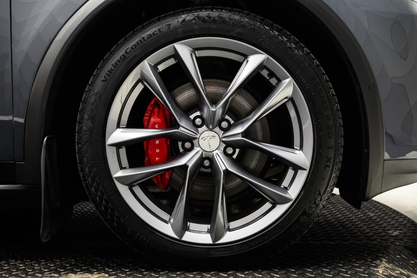 Tesla Model X - bilde 13