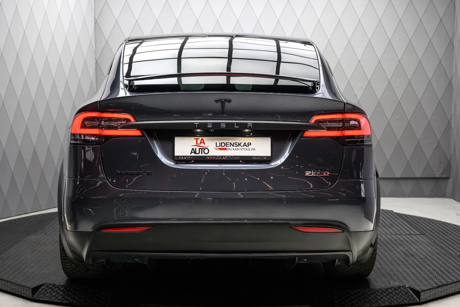 Tesla Model X - bilde 5