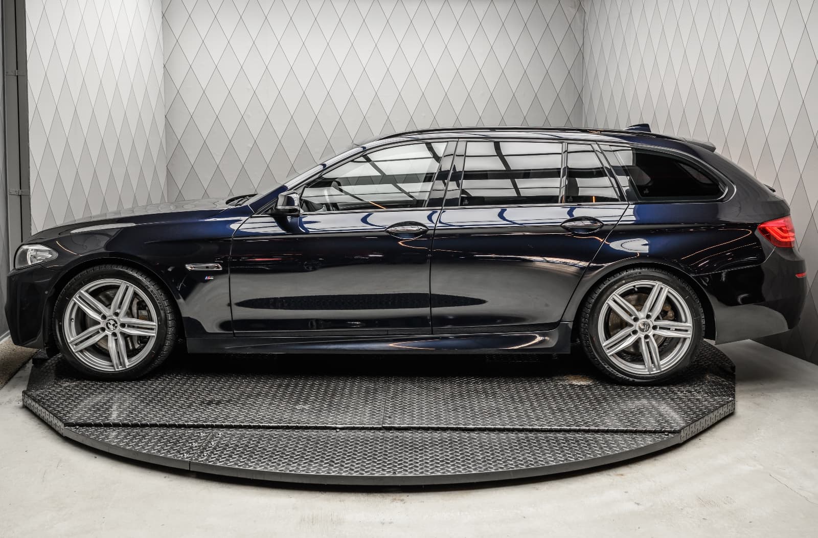 BMW 5-serie - bilde 7