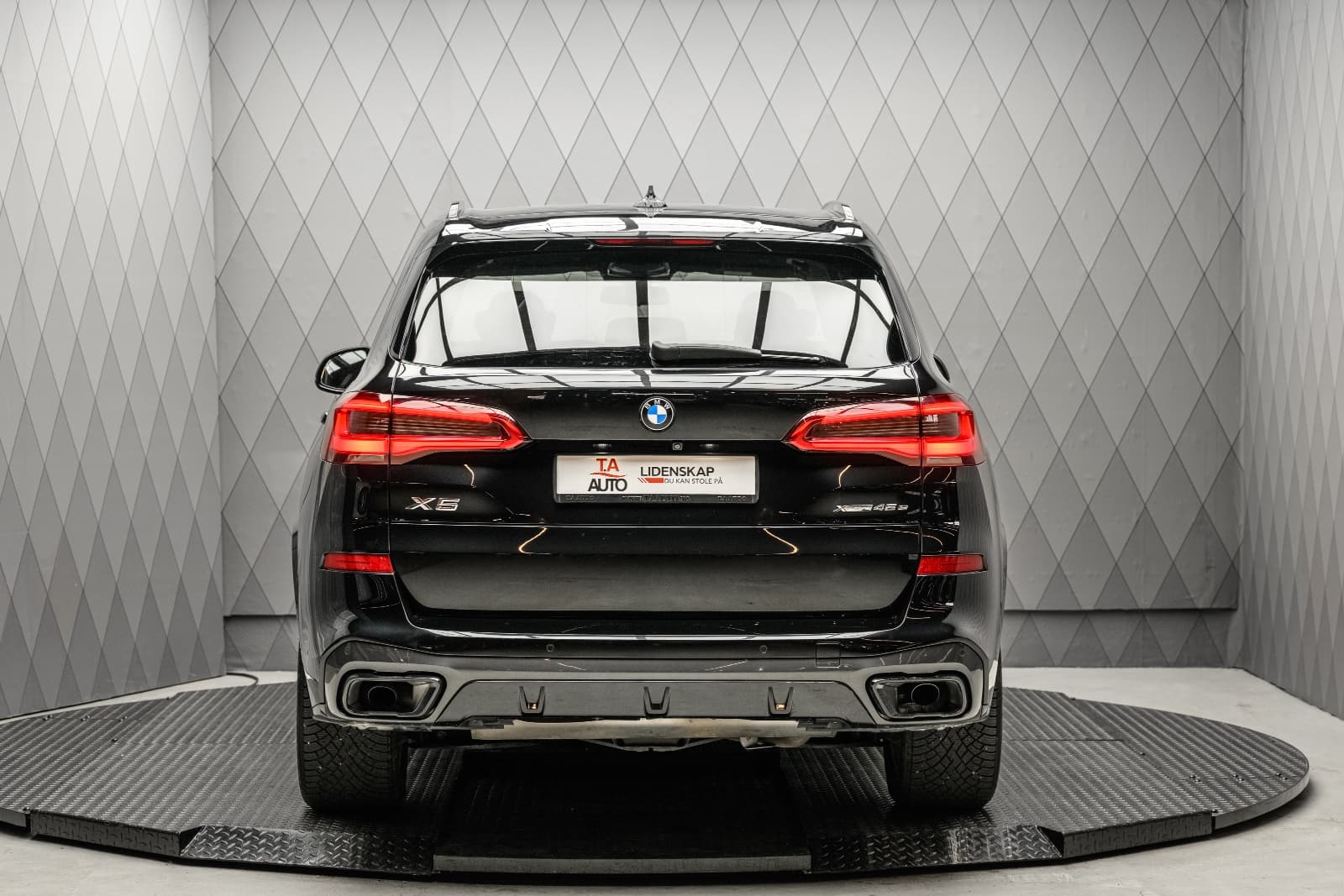 BMW X5 - bilde 6