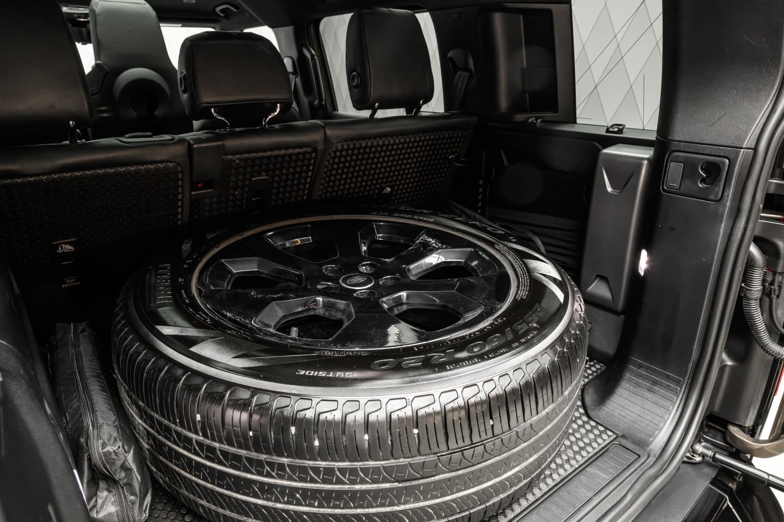 Land Rover Defender - bilde 18