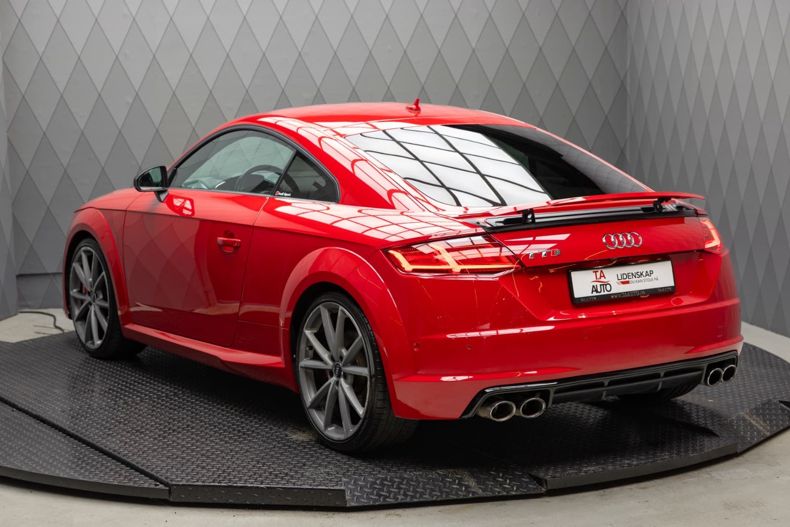 Audi TT - bilde 1