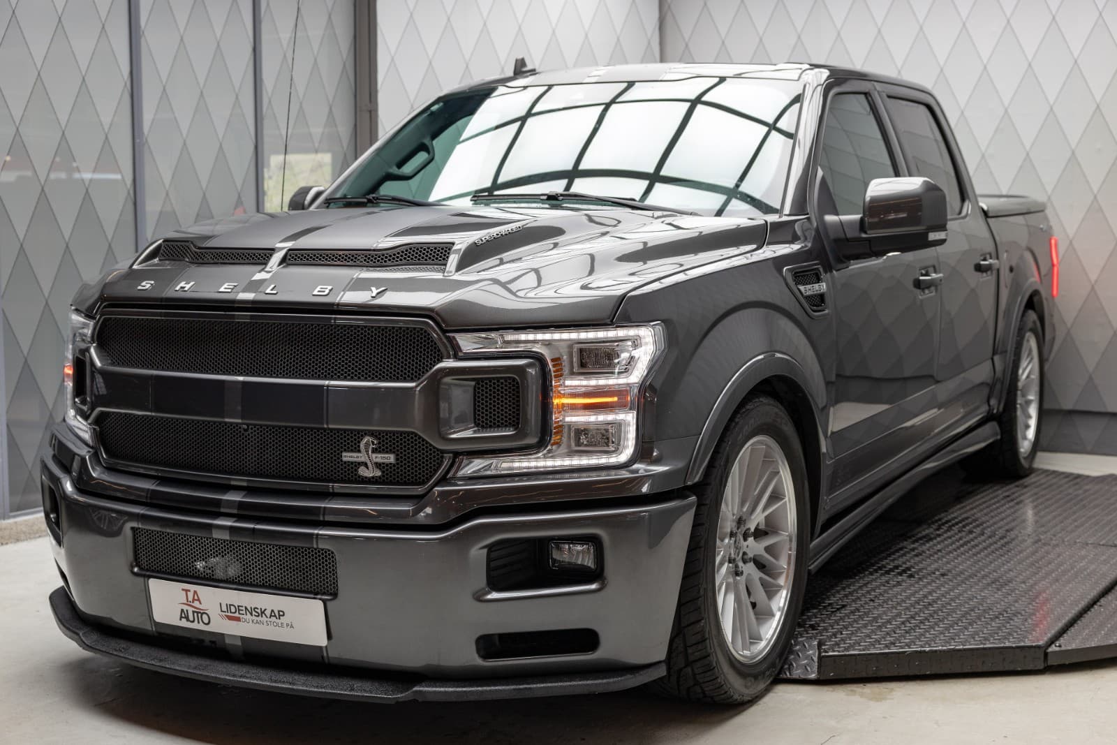 Ford F-serie - bilde 2