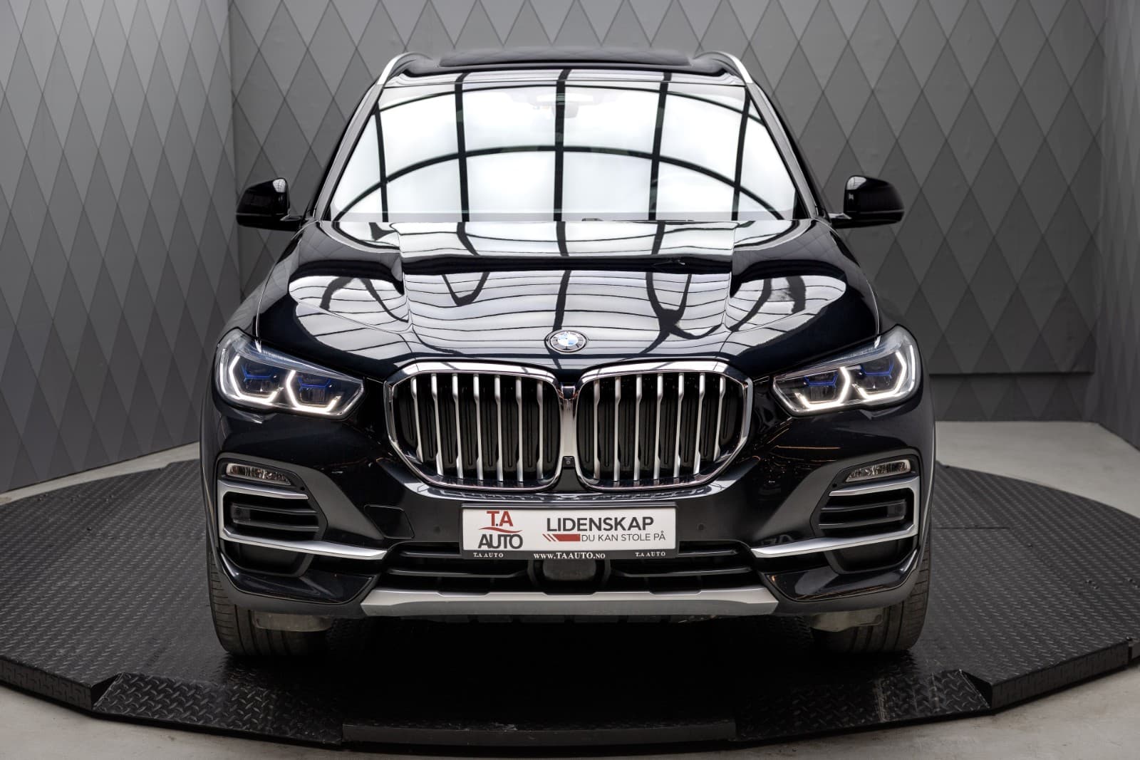 BMW X5 - bilde 4