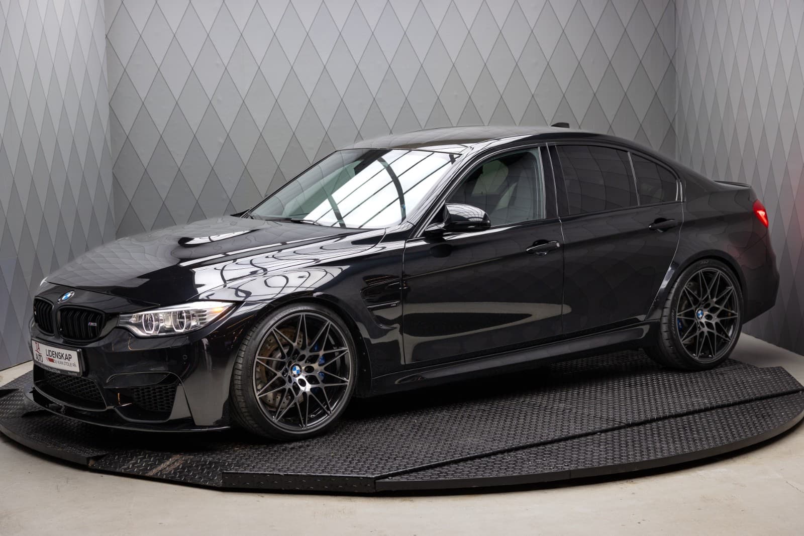 BMW M3 - bilde 2