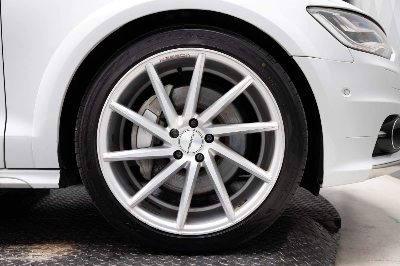 Audi A6 allroad - bilde 6
