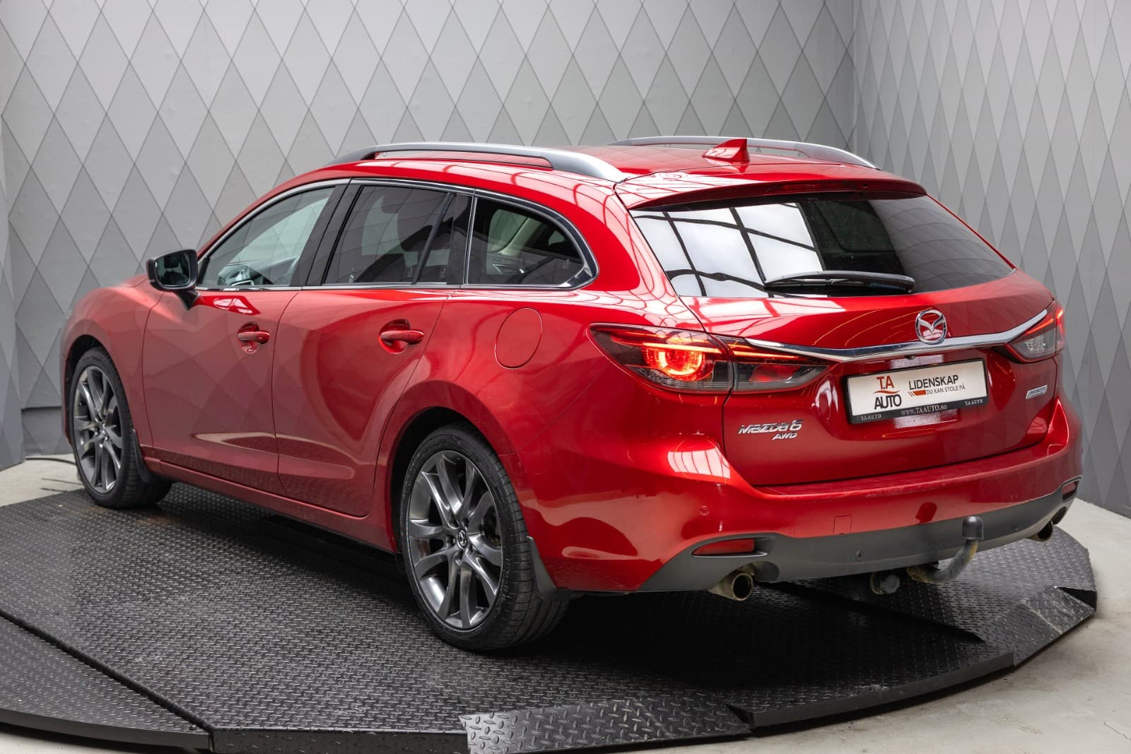 Mazda 6 - bilde 1