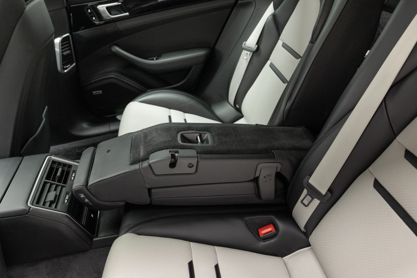Porsche Panamera 4 - bilde 40
